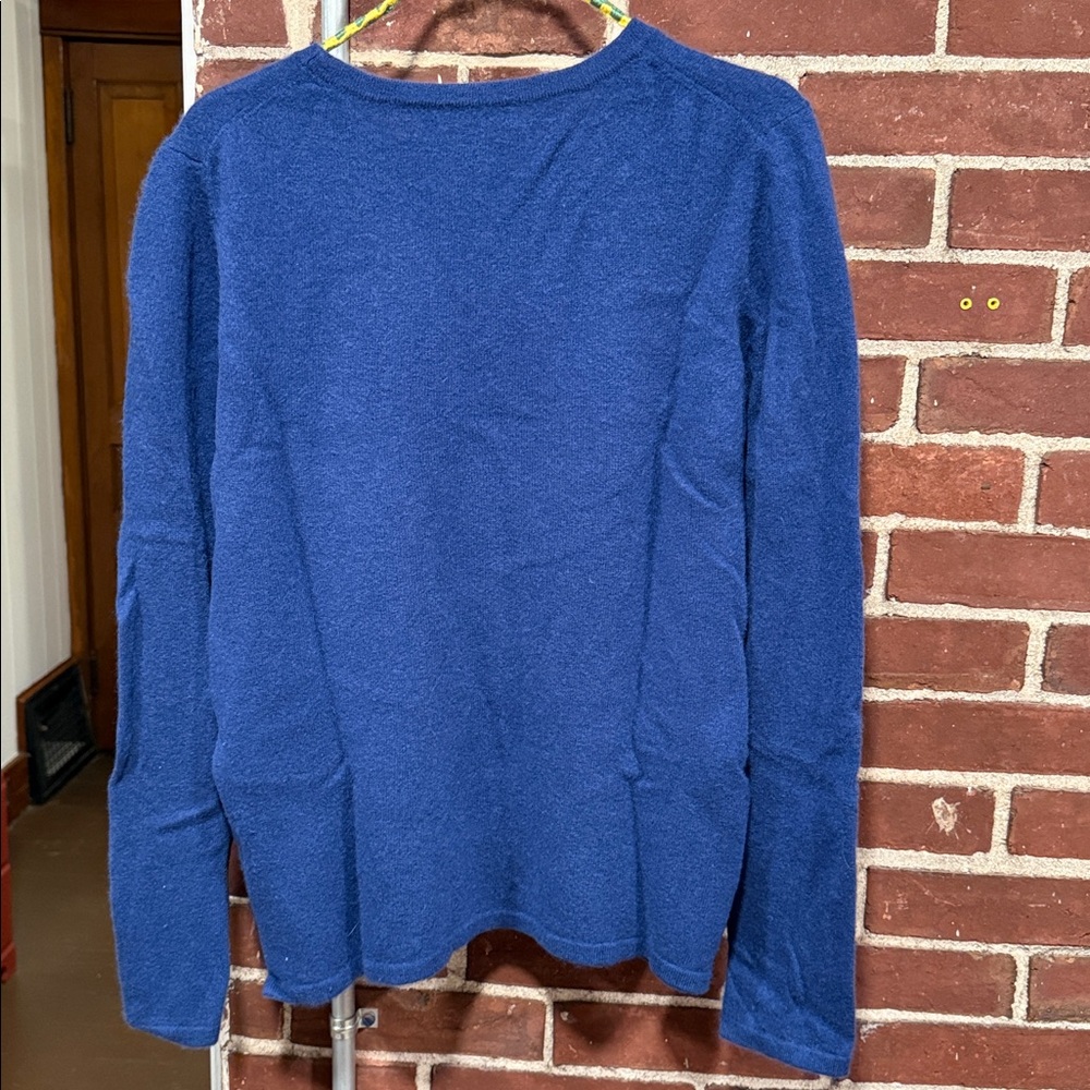Preswick & Moore cashmere Blue Crewneck Sweater - Picture 2 of 3